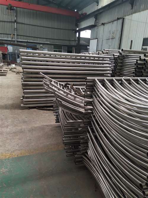深圳 不锈钢复合管市政护栏采用优质原材料