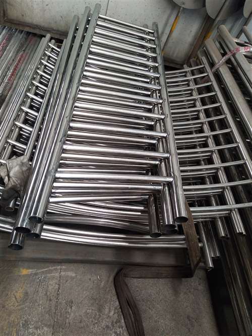 不锈钢复合管自主研发生产厂家可定制