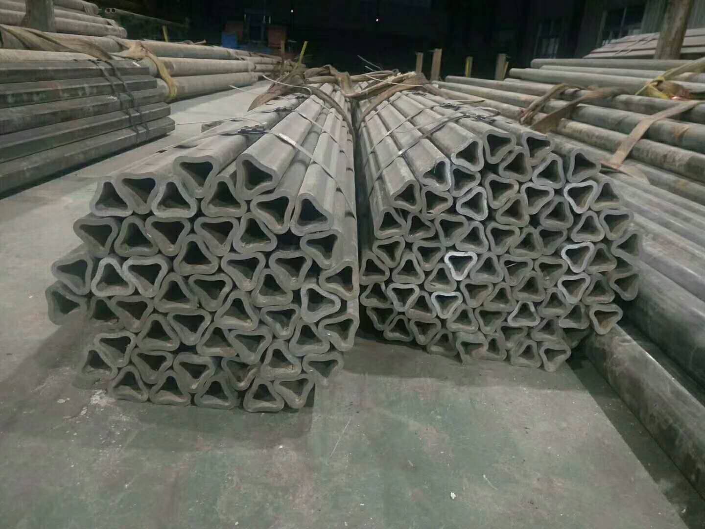 南宁40cr厚壁钢管圆钢 钢管各种材质均可切割零售