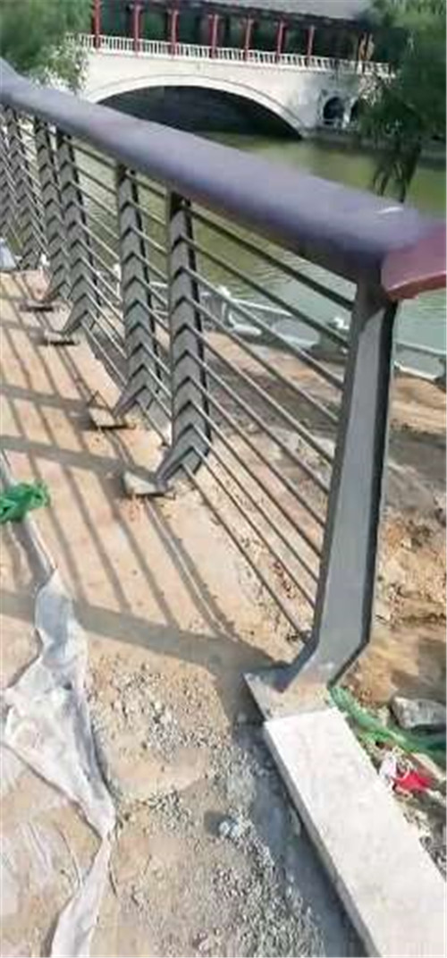 滁州大桥防撞护栏销售  
