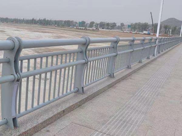 景德镇
桥梁不锈钢复合管