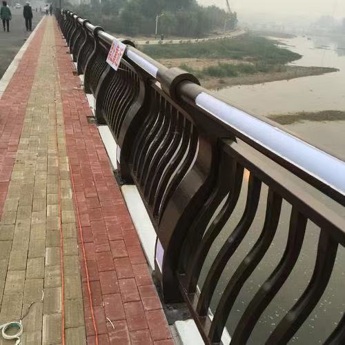 鄂州201不锈钢桥梁护栏质量可靠