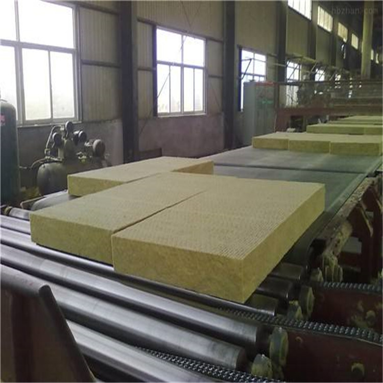 屋面岩棉板厂家最新价格使用寿命长久