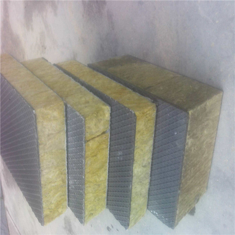 高品质岩棉复合板专业生产厂家质量牢靠