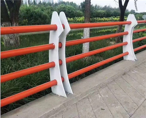 不锈钢桥梁防护栏杆各种规格都有价格实惠