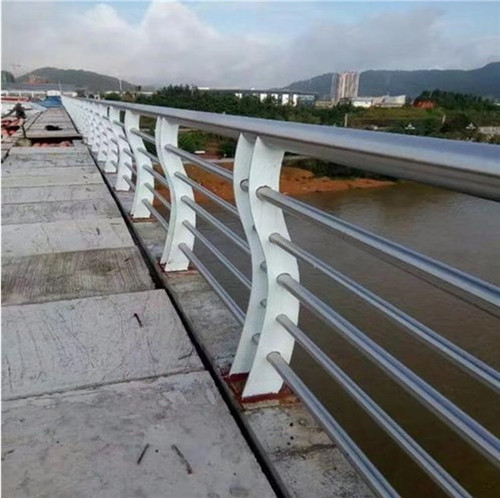​中山桥梁不锈钢护栏价格优惠