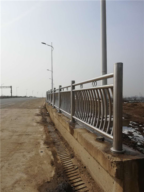 漳州新型桥梁景观护栏服务完善