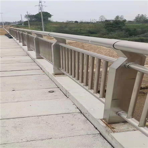 梅州桥梁防撞护栏