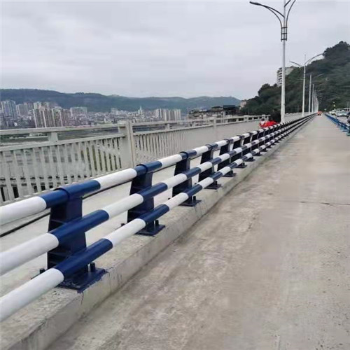黑龙江不锈钢桥梁护栏价格