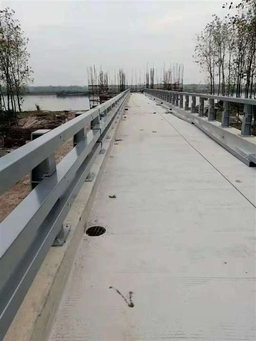 广州新型道路护栏多年生产经营