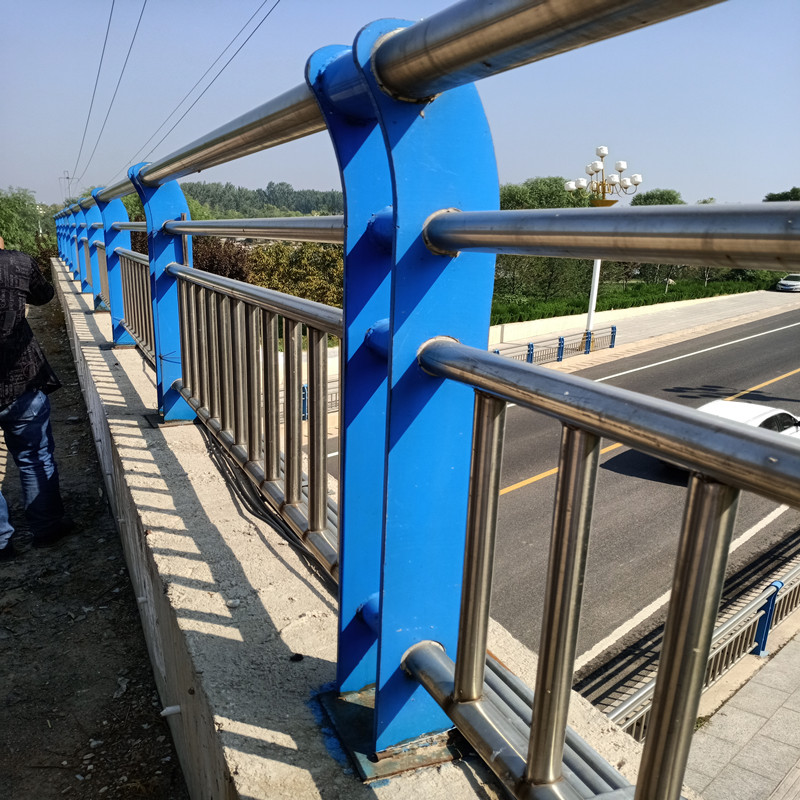 山东不锈钢复合管护栏护栏质量保证