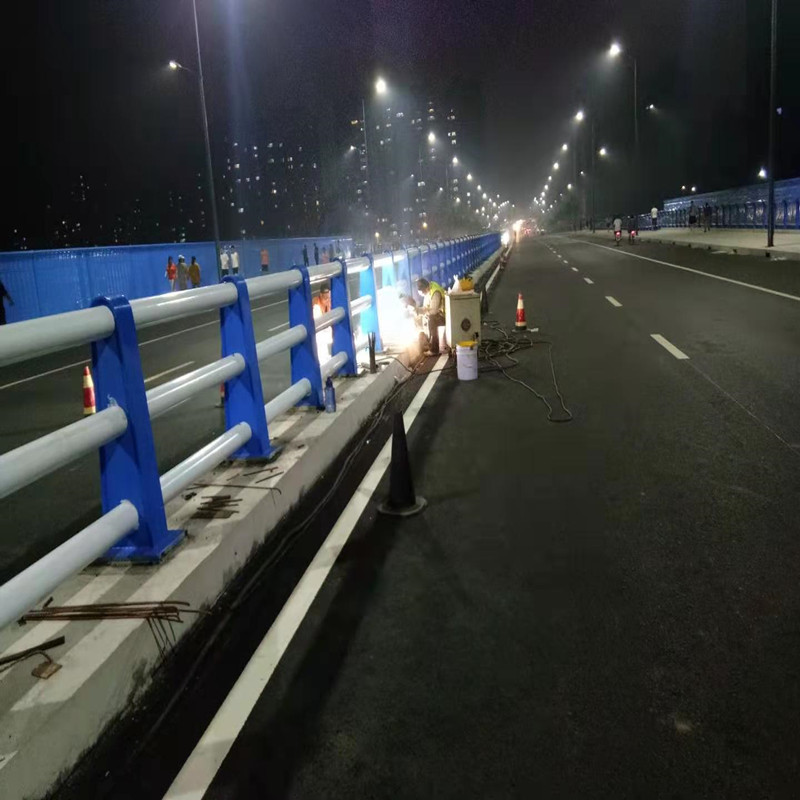 桂林大桥防撞护栏专业生产