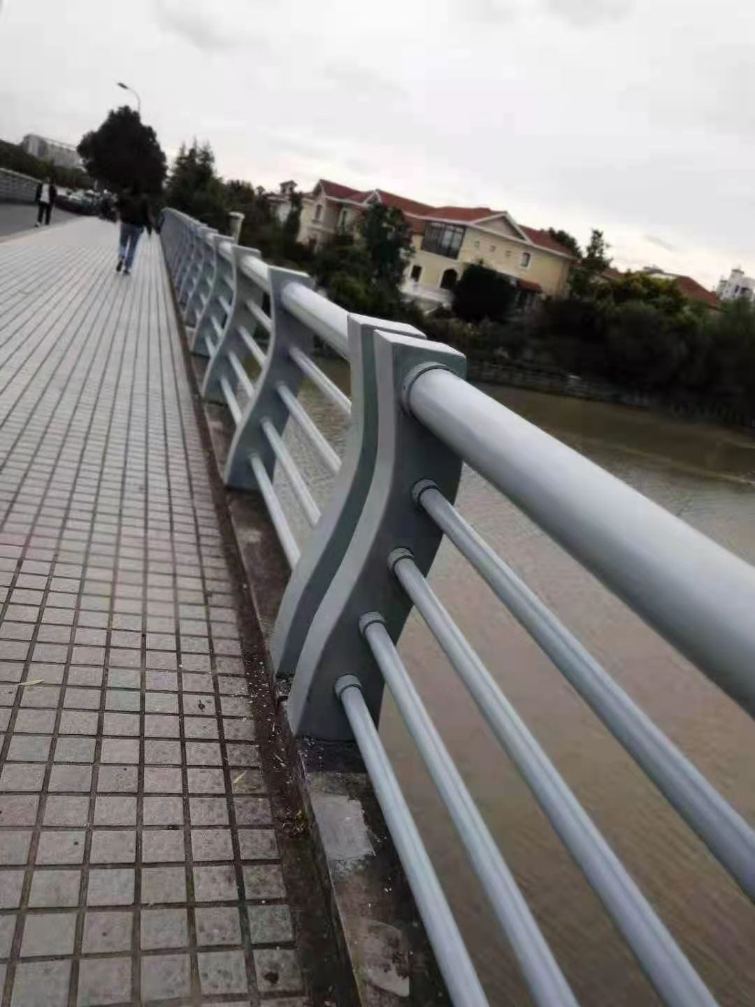 连云港桥梁防撞栏杆安全性高