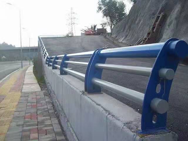 南京不锈钢栏杆销售厂家