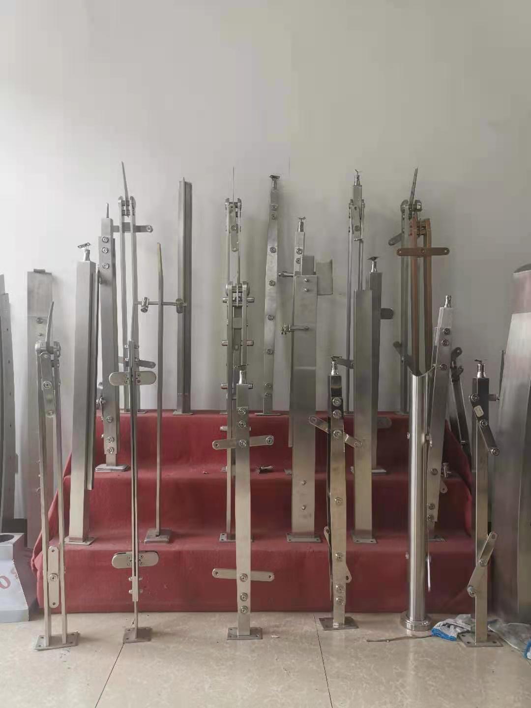 铜仁双金属复合管护栏生产